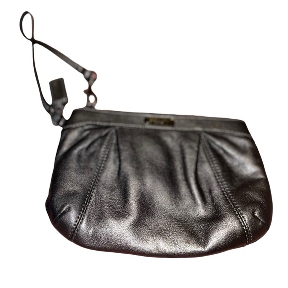 Coach wristlet - Picture 6 of 6